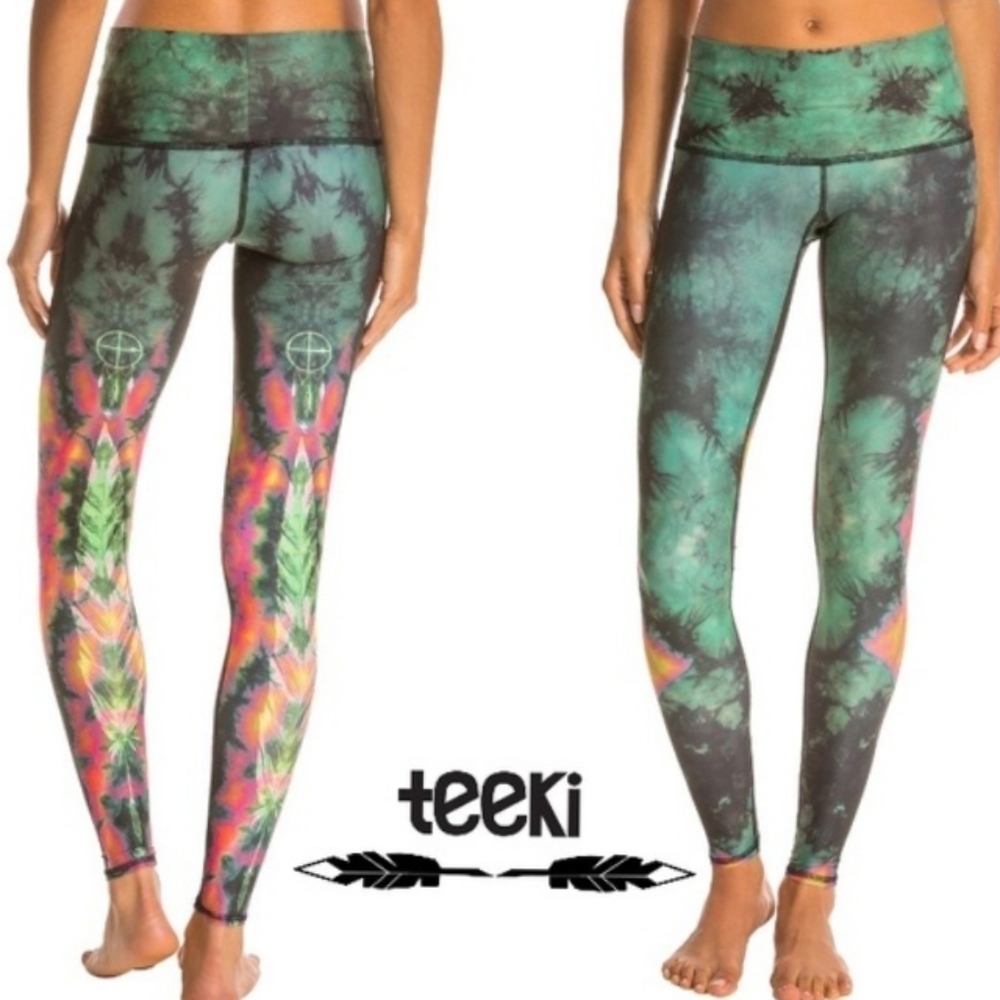 {XS} Teeki Eagle Feather Dream Catcher Green Yoga Leggings